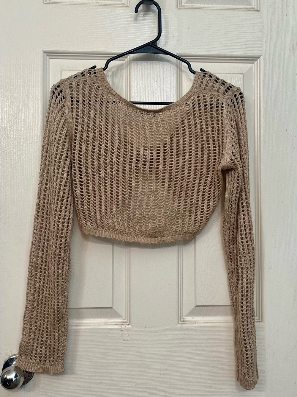 Love Tree Open Crochet Knit Crop Sweater Wrap Front Tan Size M PreLoved - Picture 5 of 7